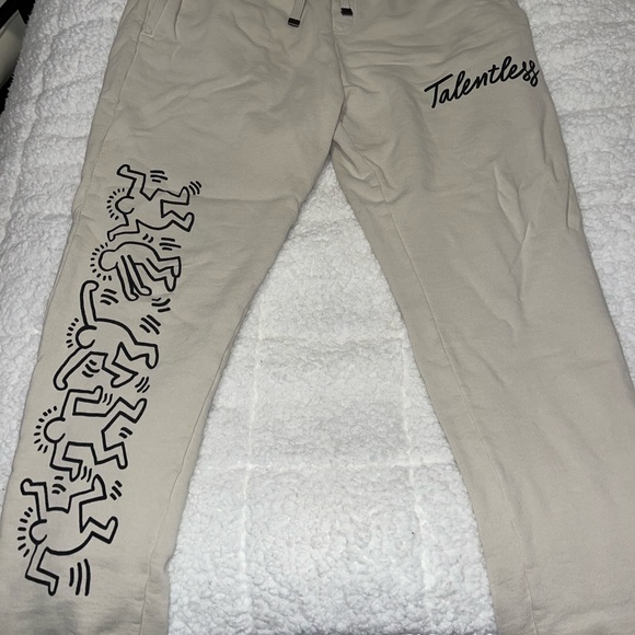 TALENTLESS Men’s Rare Joggers
